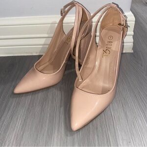 Tan Heels
